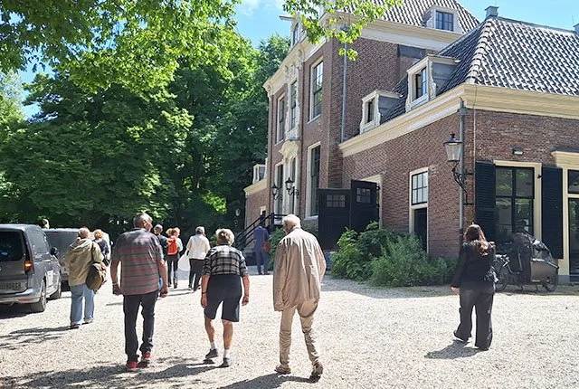 bewoners-wandelen
